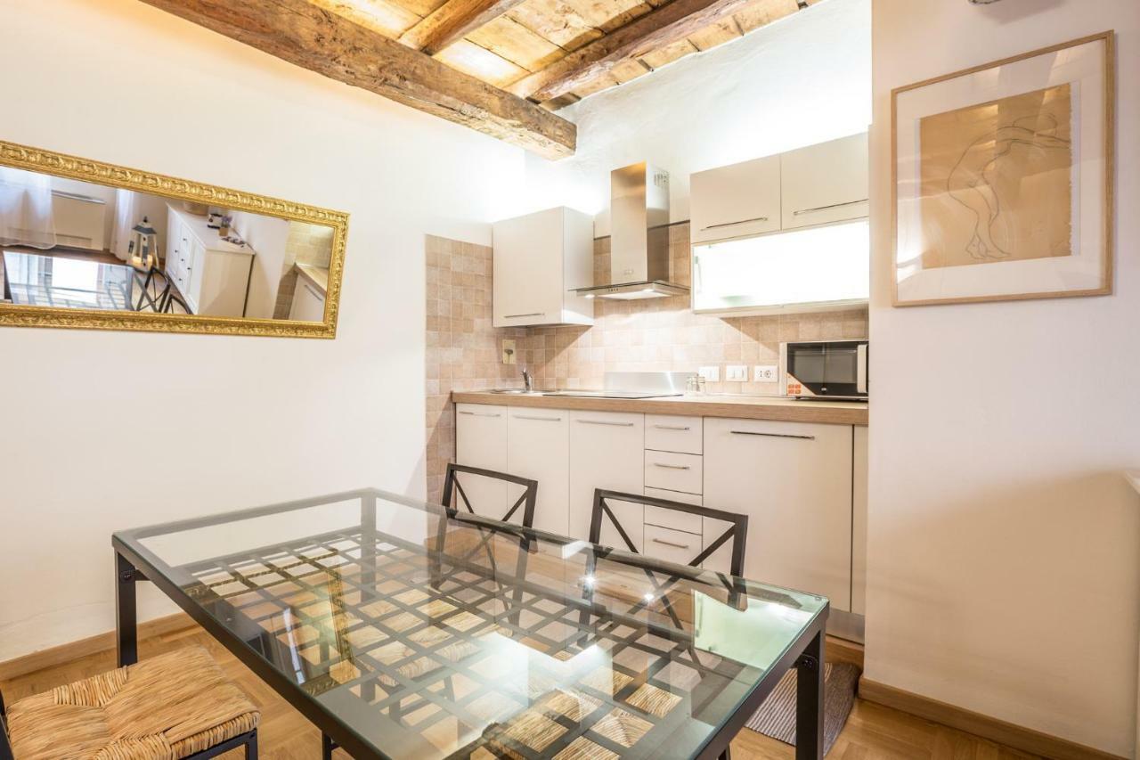 Palazzo Bocchi - The Place Apartments 볼로냐 외부 사진
