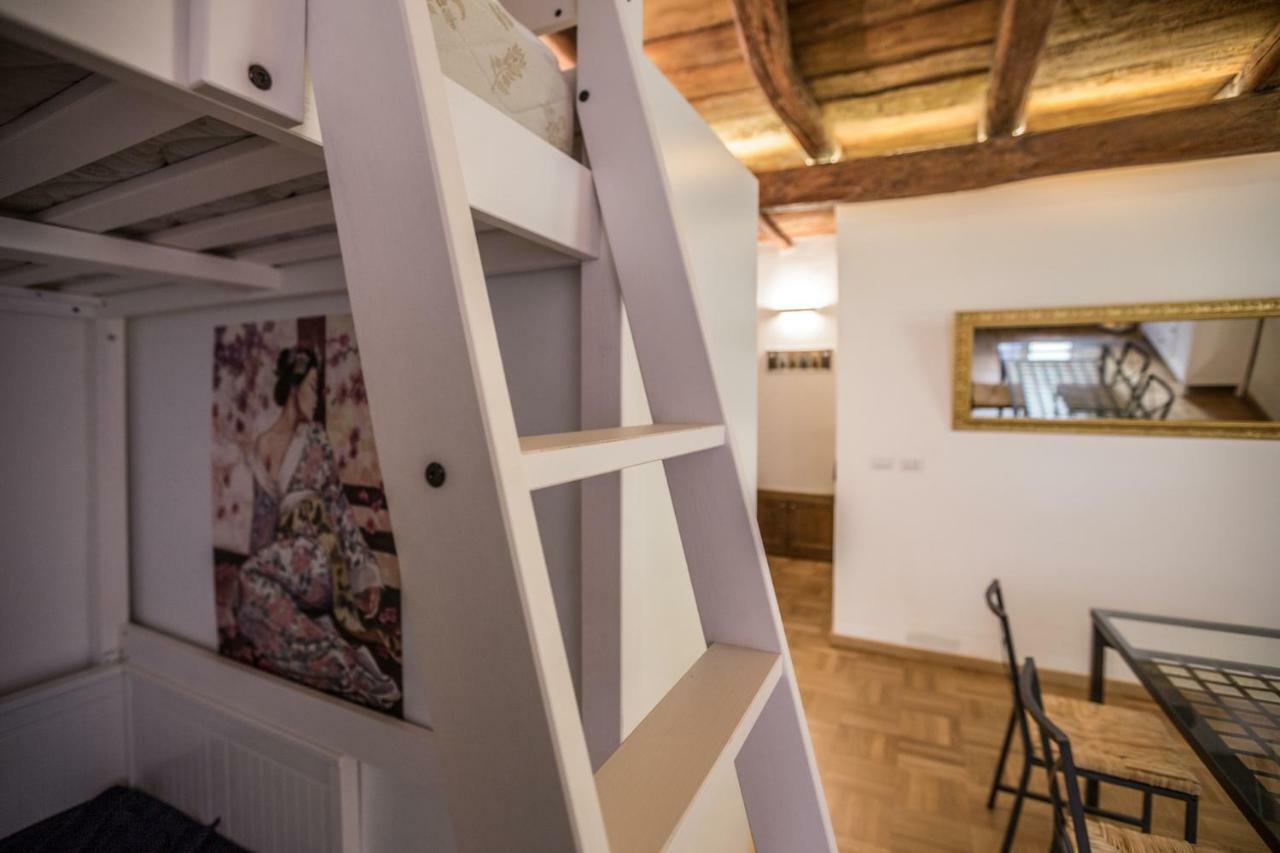 Palazzo Bocchi - The Place Apartments 볼로냐 외부 사진