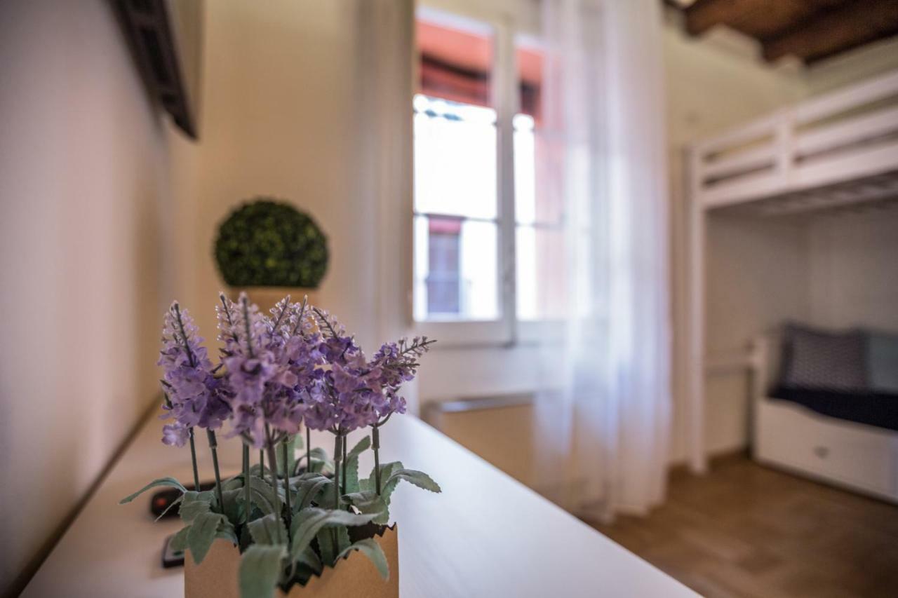 Palazzo Bocchi - The Place Apartments 볼로냐 외부 사진